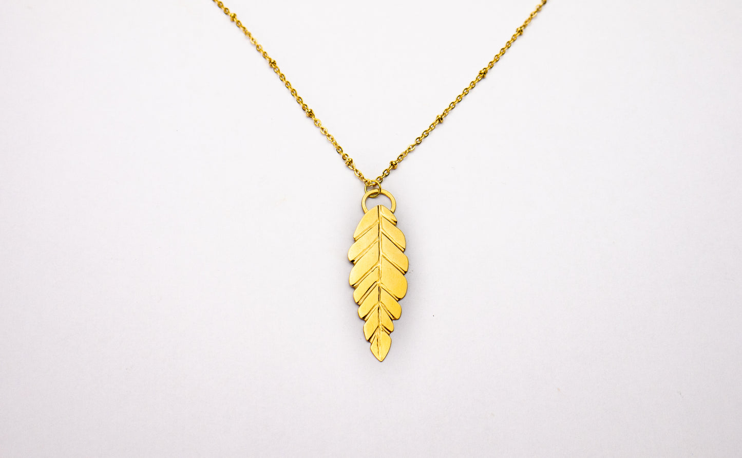 Leaf Engraved Long Necklace
