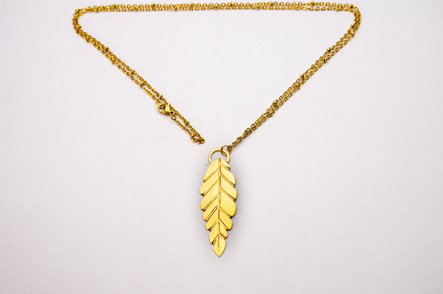 Leaf Engraved Long Necklace