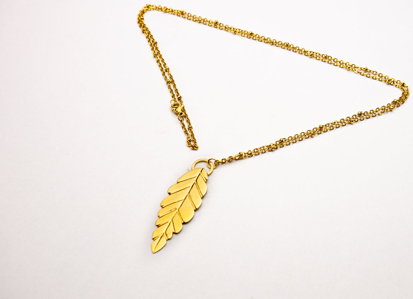 Leaf Engraved Long Necklace