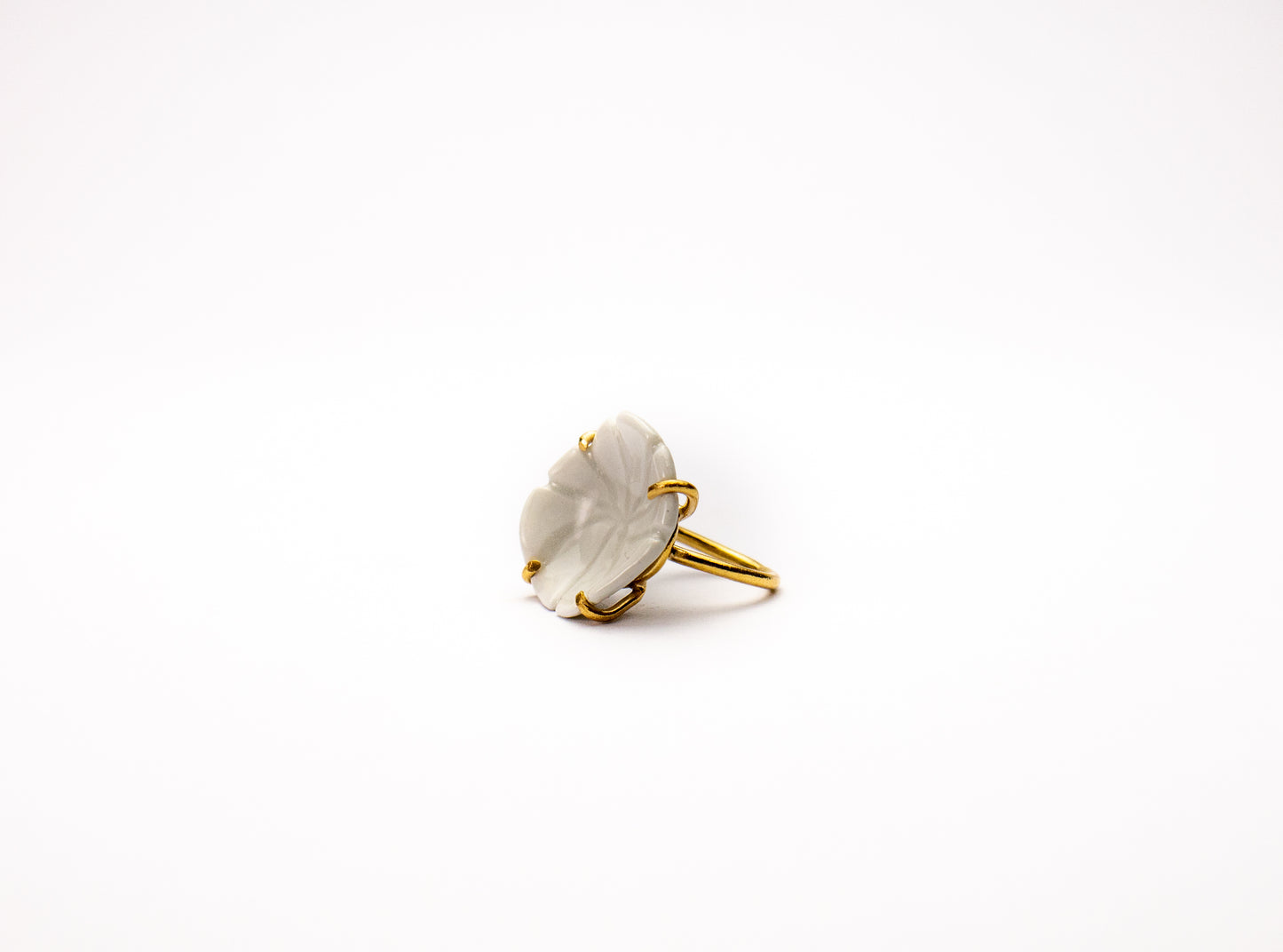 Δαχτυλίδι με λουλούδι λευκής πορσελάνης Νο2