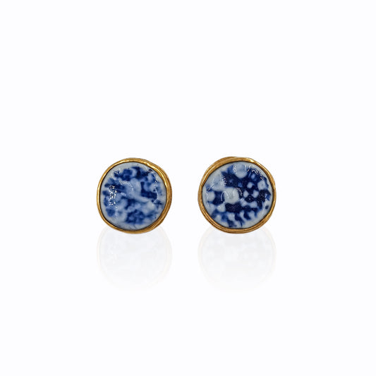 Blue porcelain and gold stud earrings "Bubbles"