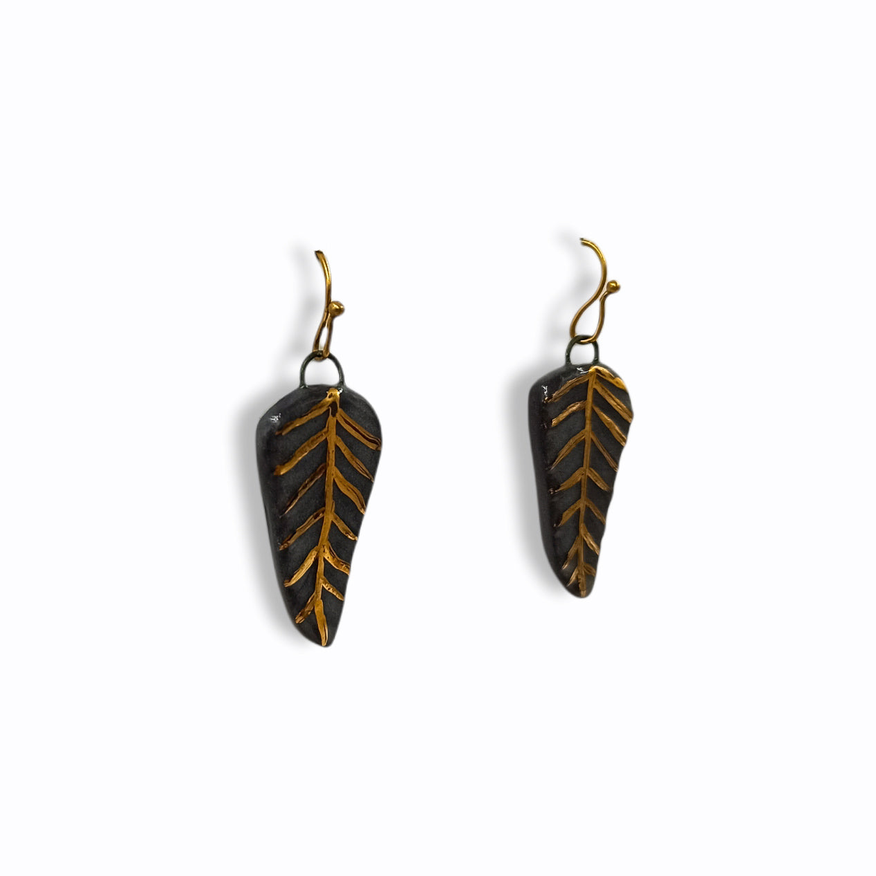 Handmade Dangle Earrings "Leaf"